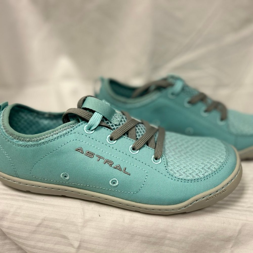 Women's Astral Loyak Kayak/water shoes turquoise/gray size 7